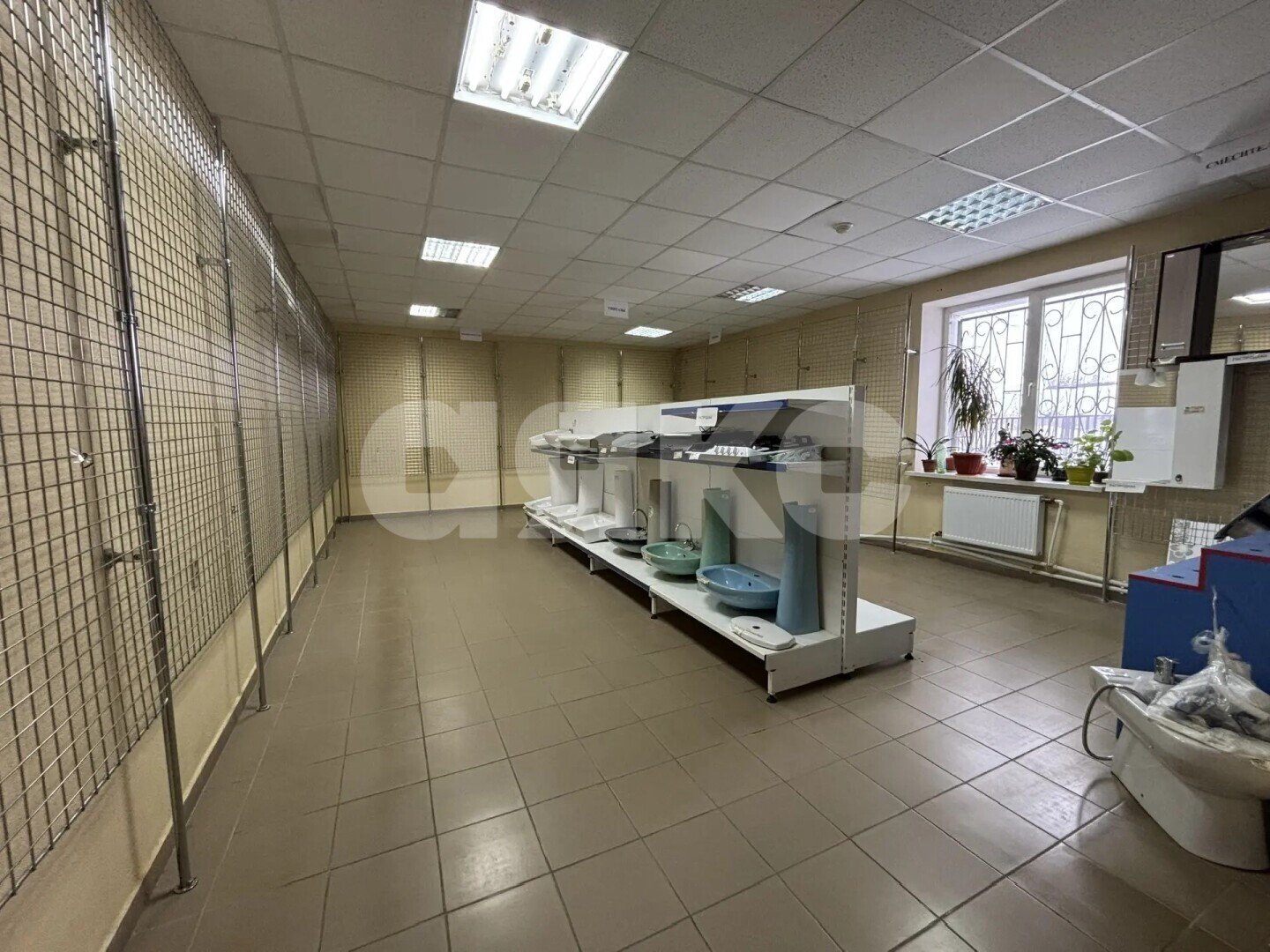 Фото №6: Коммерция <span class="whitespace-nowrap">180 м²</span>, <span class="whitespace-nowrap">1/1 эт.</span> - Ясногорск, ул. Котовского, 1