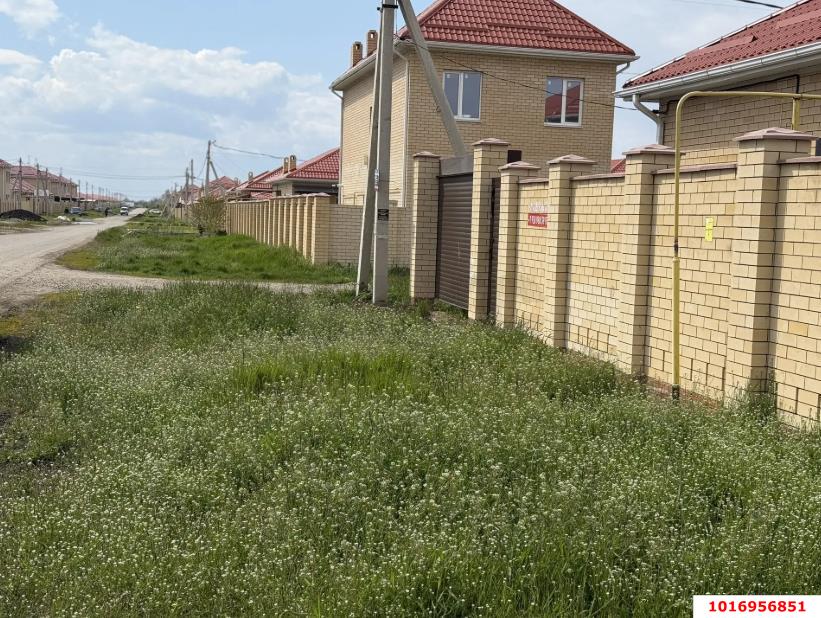 Фото №2: Дом 45 м² + 2 сот. - Южный, п. коттеджный  Южная столица, пер. Апшеронский, 1к1