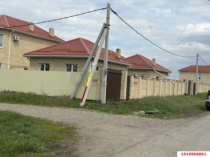 Фото №1: Дом 45 м² + 2 сот. - Южный, п. коттеджный  Южная столица, пер. Апшеронский, 1к1