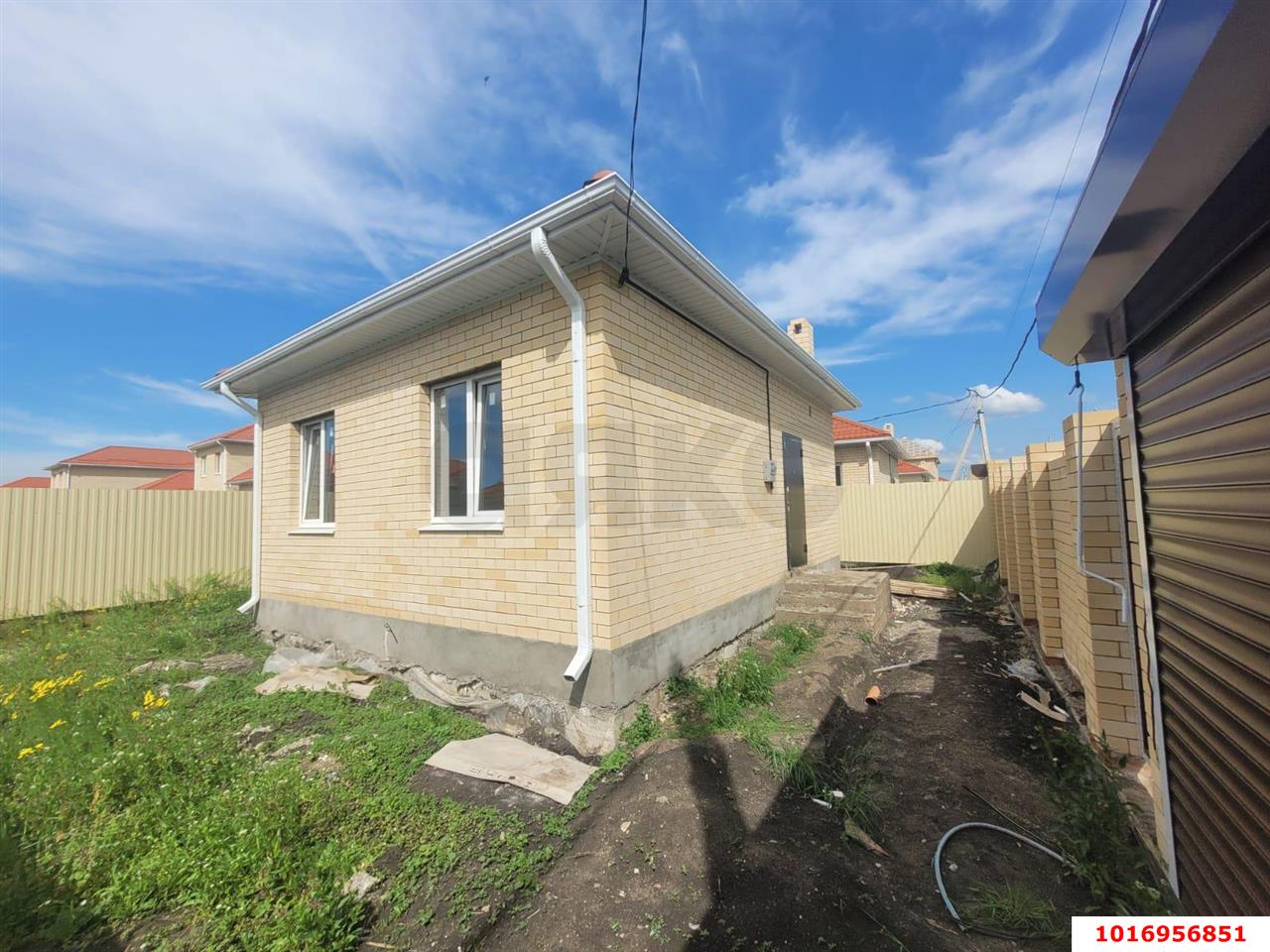 Фото №3: Дом 45 м² + 2 сот. - Южный, п. коттеджный  Южная столица, пер. Апшеронский, 1к1