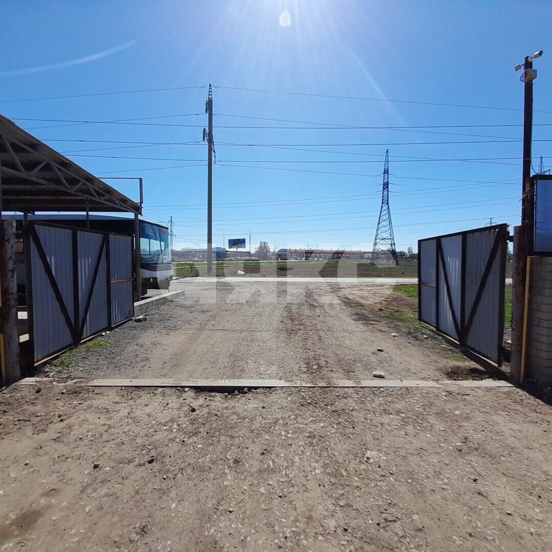 Фото №33: Коммерция 2172 м² - Волжский, мкр. СНТ Коммунальник, ул. Заволжская, 1Б