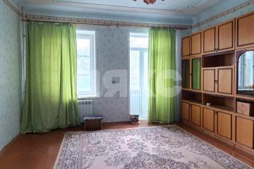 Фото №1: 3-комнатная квартира <span class="whitespace-nowrap">77 м²</span>, <span class="whitespace-nowrap">2/4 эт.</span> - Волгоград, р. Советский, ул. Крепильная, 130