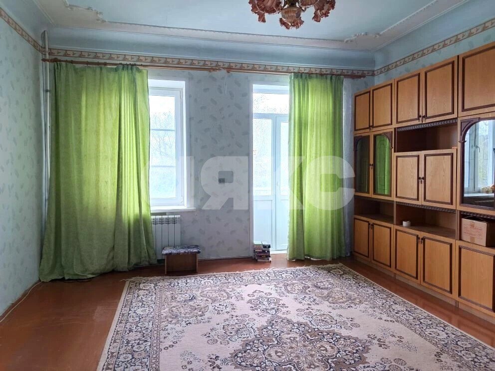 Фото №1: 3-комнатная квартира <span class="whitespace-nowrap">77 м²</span>, <span class="whitespace-nowrap">2/4 эт.</span> - Волгоград, р. Советский, ул. Крепильная, 130