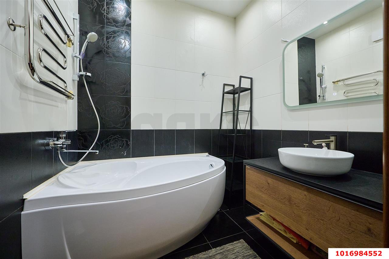 Фото №16: 2-комнатная квартира 97 м² - Краснодар, Карасунский внутригородской округ, Центральный внутригородской округ, Черёмушки, мкр. жилой комплекс Зелёный квартал, ул. Таманская, 159/2