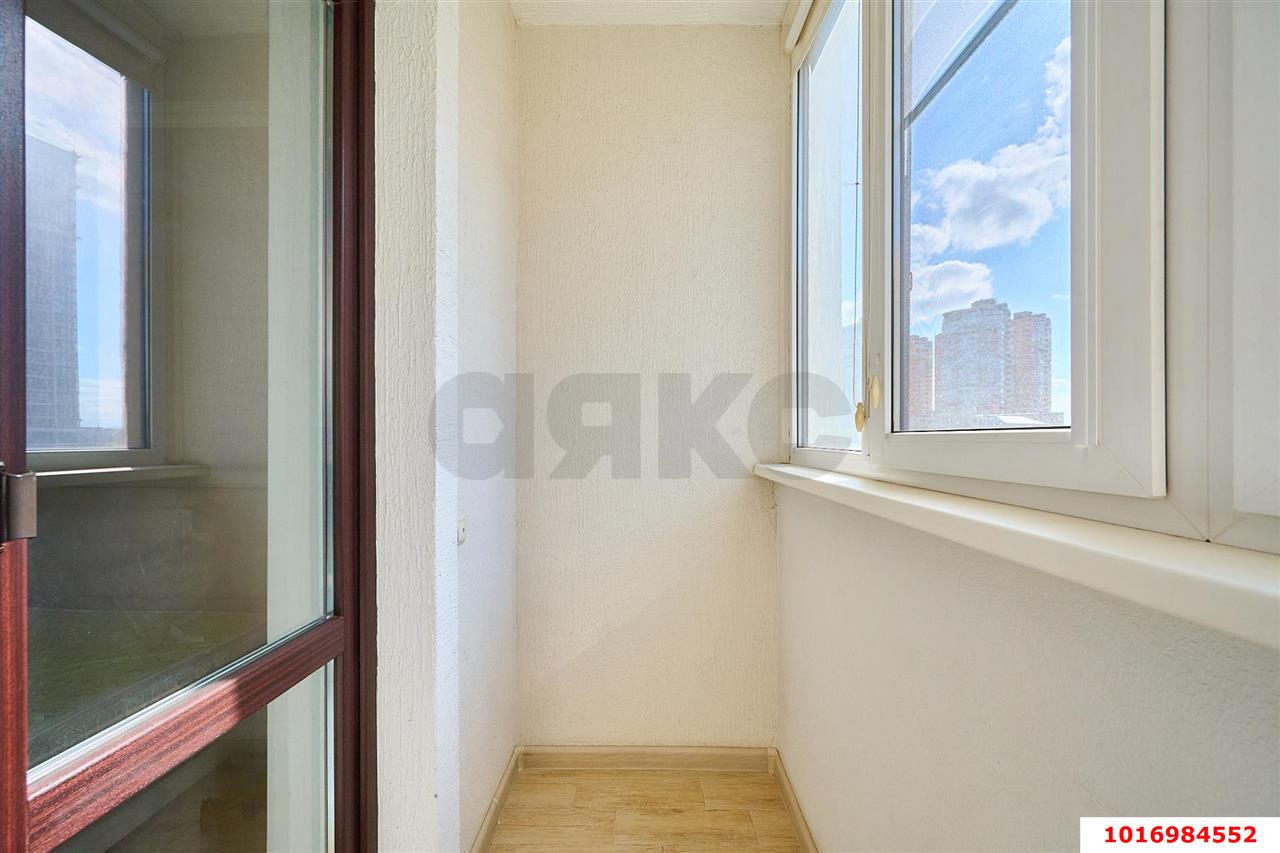 Фото №17: 2-комнатная квартира 97 м² - Краснодар, Карасунский внутригородской округ, Центральный внутригородской округ, Черёмушки, мкр. жилой комплекс Зелёный квартал, ул. Таманская, 159/2