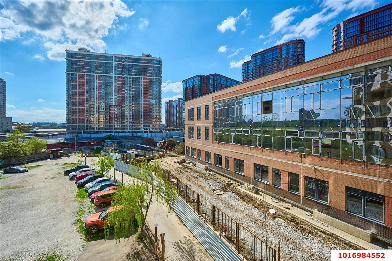 Фото №18: 2-комнатная квартира 97 м² - Краснодар, Карасунский внутригородской округ, Центральный внутригородской округ, Черёмушки, мкр. жилой комплекс Зелёный квартал, ул. Таманская, 159/2