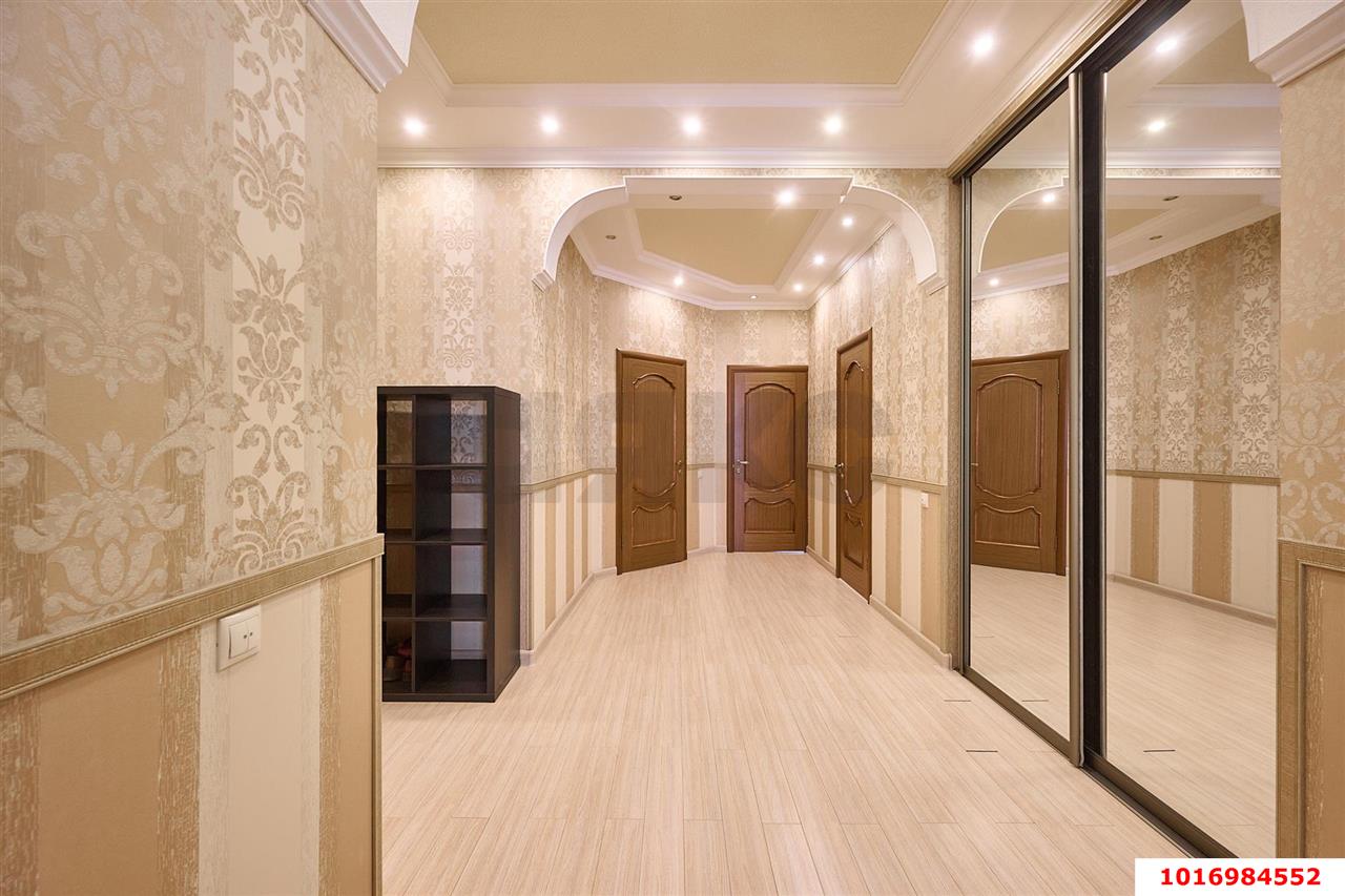 Фото №12: 2-комнатная квартира 97 м² - Краснодар, Карасунский внутригородской округ, Центральный внутригородской округ, Черёмушки, мкр. жилой комплекс Зелёный квартал, ул. Таманская, 159/2