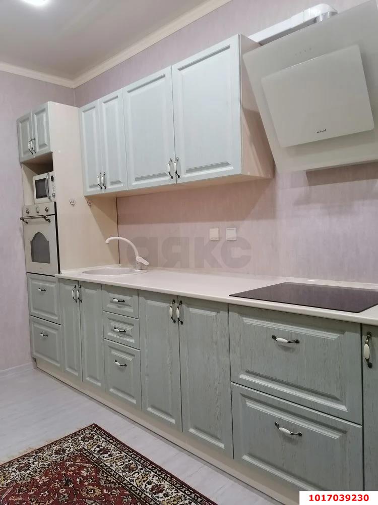 Фото №1: 1-комнатная квартира 44 м² - Краснодар, 2-я Площадка, жилой комплекс Кремлёвские Ворота, мкр. Прикубанский внутригородской округ, ул. Кореновская, 2к3