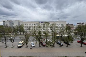 Фото №1: 3-комнатная квартира 55 м² - Мариуполь, р. Жовтневый, ул. Административная площадь