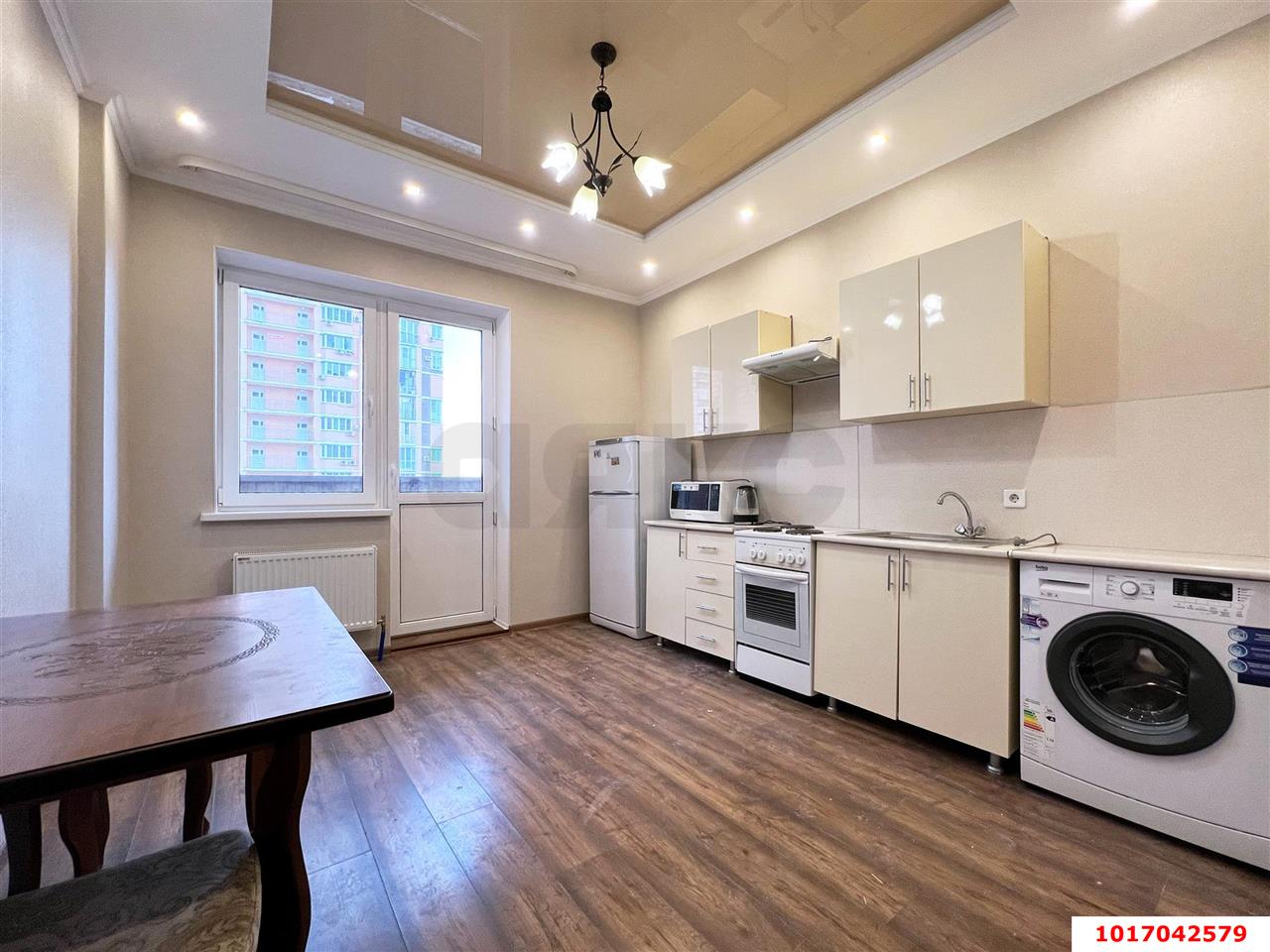 Фото №2: 1-комнатная квартира 44 м² - Краснодар, ЖК Екатеринодар, Фестивальный, жилой комплекс Екатеринодар, Прикубанский внутригородской округ, мкр. Солнечный, ул. Архитектора Петина, 18/3