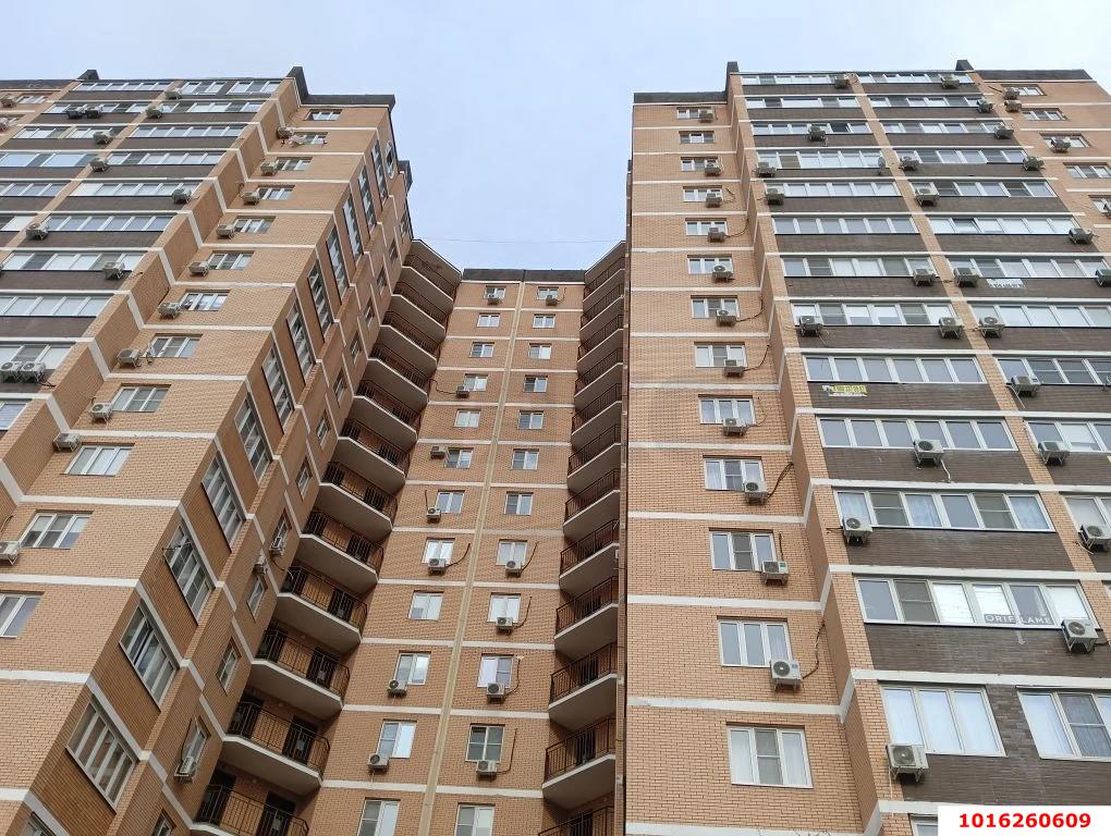 Фото №1: 1-комнатная квартира 44 м² - Берёзовый, Прикубанский внутригородской округ, Витаминкомбинат, мкр. жилой комплекс Берёзовый Парк, ул. 2-я Целиноградская, 44к2