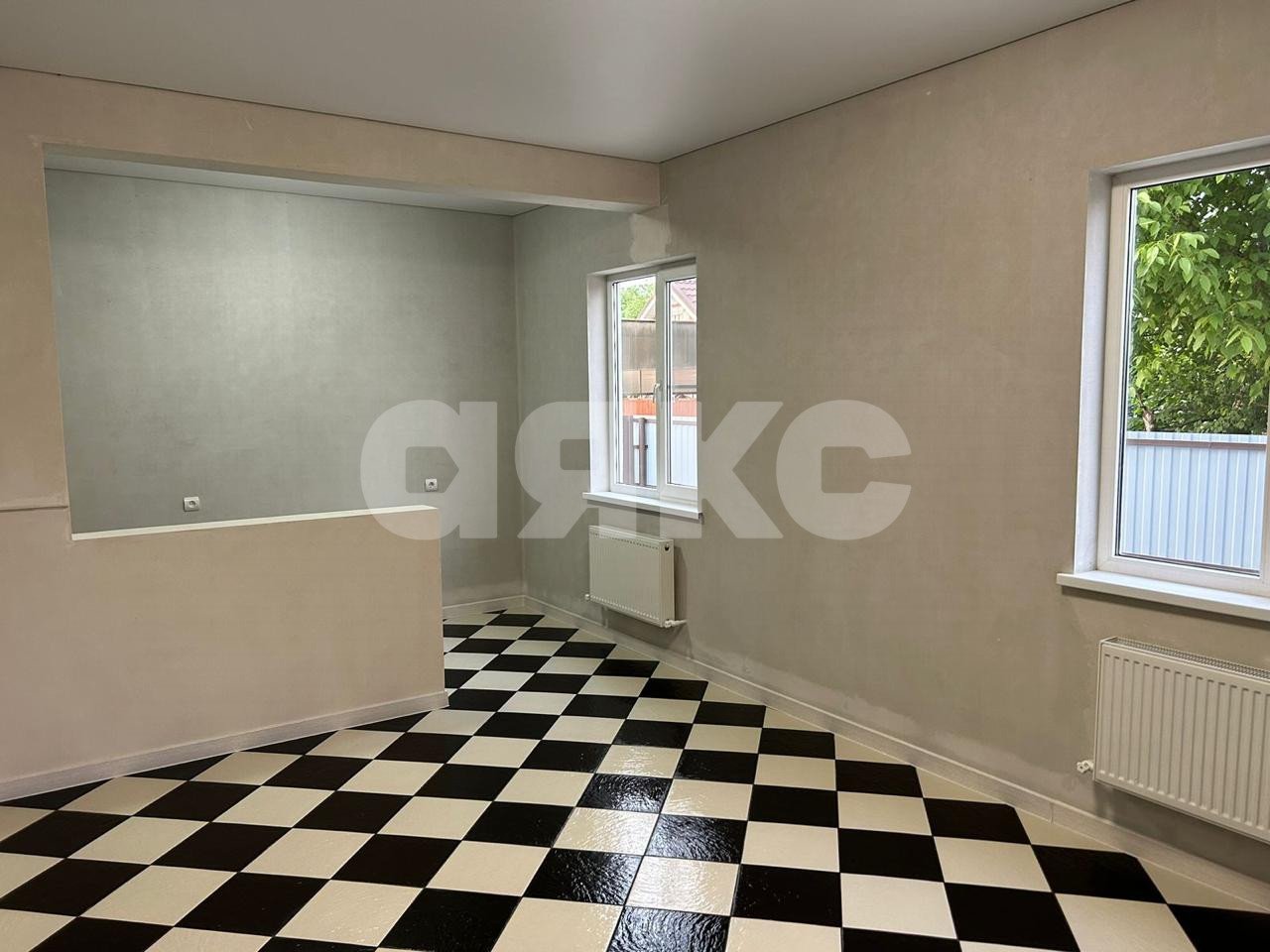 Фото №18: Дом 90 м² + 6 сот. - Майкоп, мкр. Центр, ул. площадь Ленина