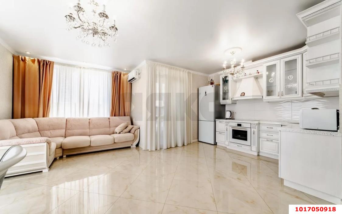 Фото №1: 3-комнатная квартира 85 м² - Краснодар, Центральный внутригородской округ, мкр. Центральный, ул. Красная, 176