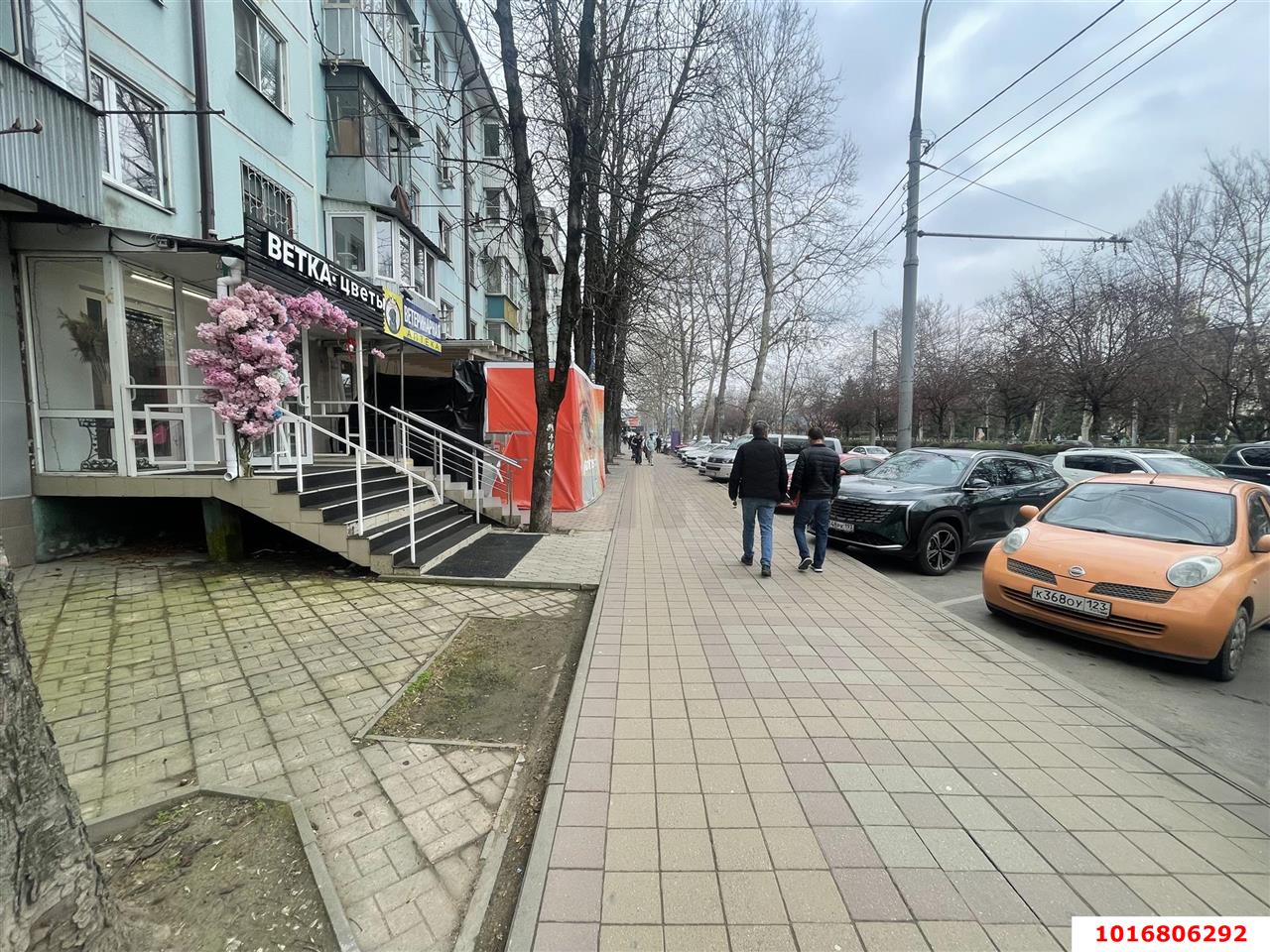 Фото №1: Торговое помещение 39 м² - Краснодар, Центральный внутригородской округ, мкр. Черёмушки, ул. Ставропольская, 224