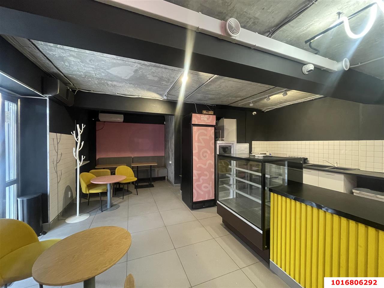 Фото №6: Торговое помещение 39 м² - Краснодар, Центральный внутригородской округ, мкр. Черёмушки, ул. Ставропольская, 224