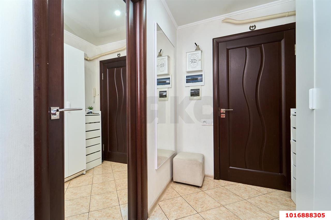 Фото №15: 2-комнатная квартира <span class="whitespace-nowrap">51 м²</span>, <span class="whitespace-nowrap">2/5 эт.</span> - Краснодар, Западный внутригородской округ, мкр. Центральный, ул. Гимназическая, 14