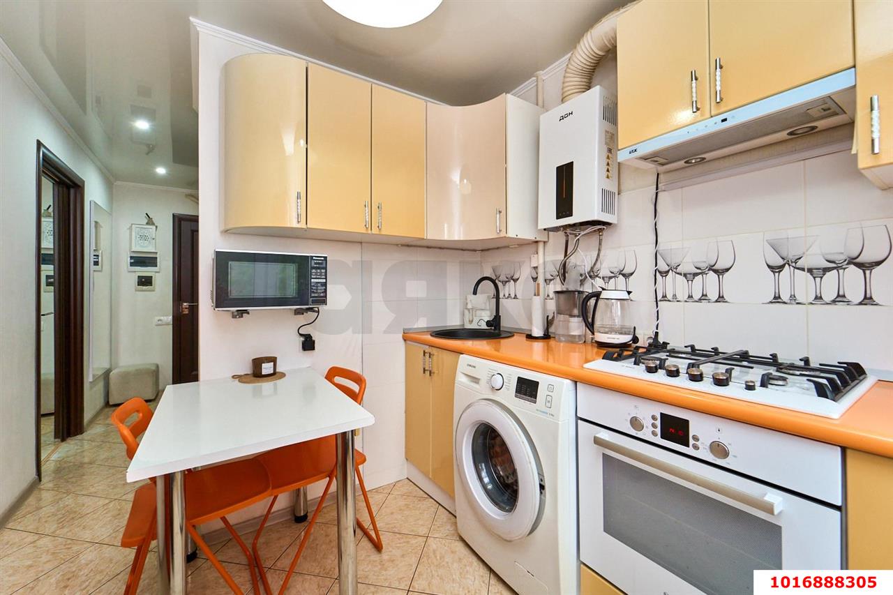 Фото №5: 2-комнатная квартира <span class="whitespace-nowrap">51 м²</span>, <span class="whitespace-nowrap">2/5 эт.</span> - Краснодар, Западный внутригородской округ, мкр. Центральный, ул. Гимназическая, 14