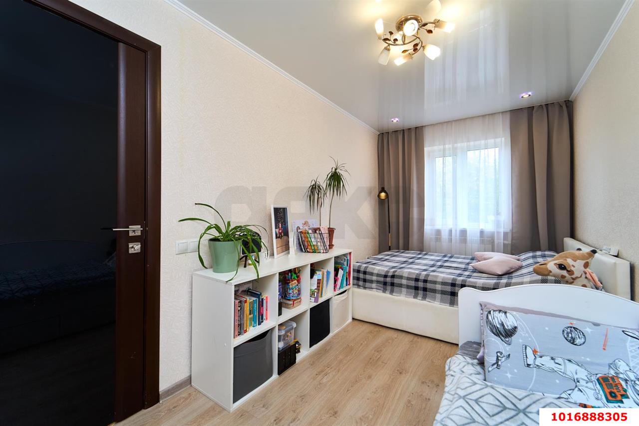 Фото №6: 2-комнатная квартира <span class="whitespace-nowrap">51 м²</span>, <span class="whitespace-nowrap">2/5 эт.</span> - Краснодар, Западный внутригородской округ, мкр. Центральный, ул. Гимназическая, 14