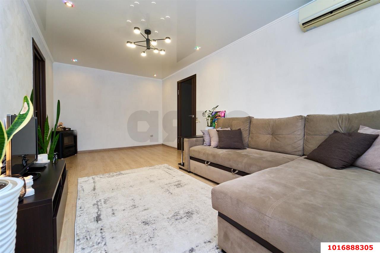 Фото №10: 2-комнатная квартира <span class="whitespace-nowrap">51 м²</span>, <span class="whitespace-nowrap">2/5 эт.</span> - Краснодар, Западный внутригородской округ, мкр. Центральный, ул. Гимназическая, 14
