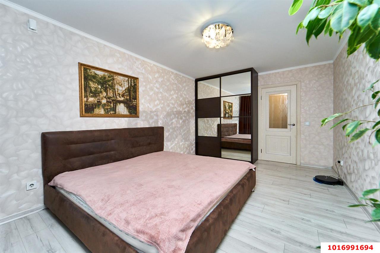 Фото №7: 2-комнатная квартира 65 м² - Краснодар, Прикубанский внутригородской округ, мкр. Военный городок № 109, ул. Кореновская, 63