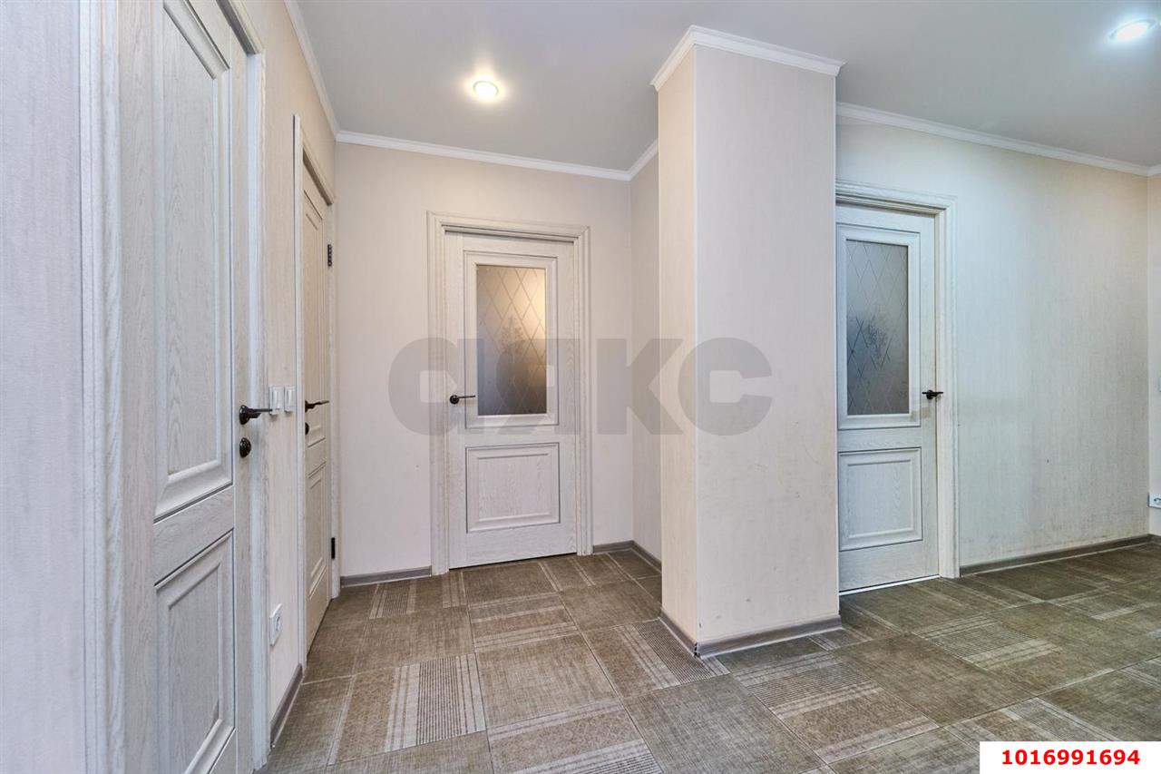 Фото №11: 2-комнатная квартира 65 м² - Краснодар, Прикубанский внутригородской округ, мкр. Военный городок № 109, ул. Кореновская, 63