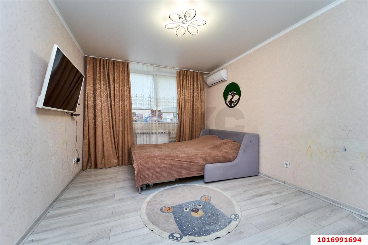 Фото №4: 2-комнатная квартира 65 м² - Краснодар, Прикубанский внутригородской округ, мкр. Военный городок № 109, ул. Кореновская, 63