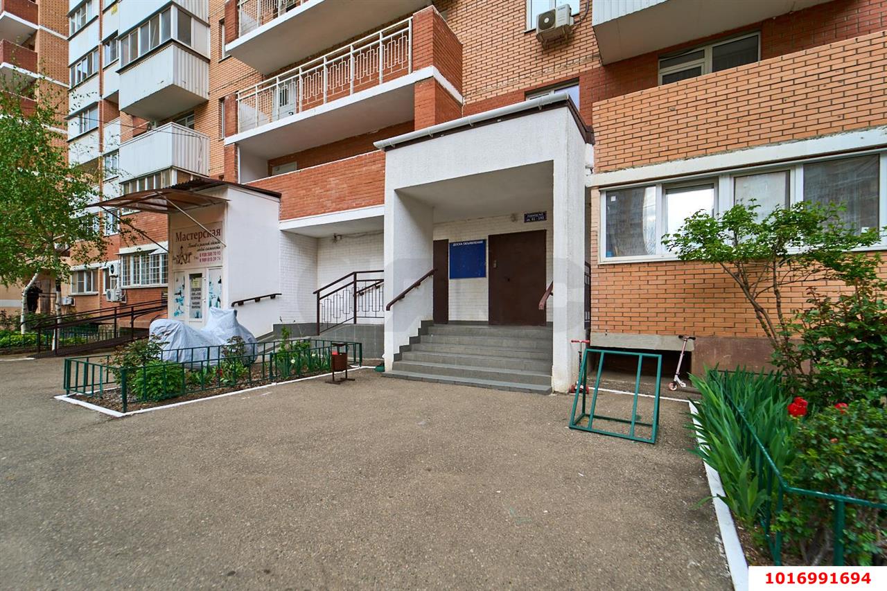 Фото №19: 2-комнатная квартира 65 м² - Краснодар, Прикубанский внутригородской округ, мкр. Военный городок № 109, ул. Кореновская, 63