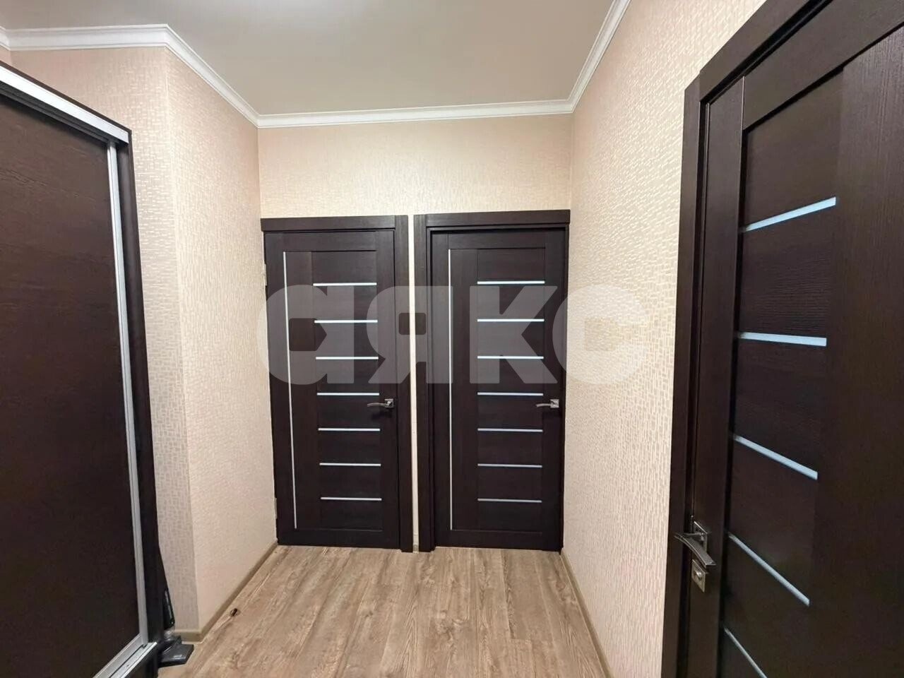 Фото №4: 1-комнатная квартира <span class="whitespace-nowrap">41 м²</span>, <span class="whitespace-nowrap">14/25 эт.</span> - Ростов-на-Дону, Пролетарский, жилой комплекс Красный Аксай, мкр. Нахичевань, ул. Богданова, 77