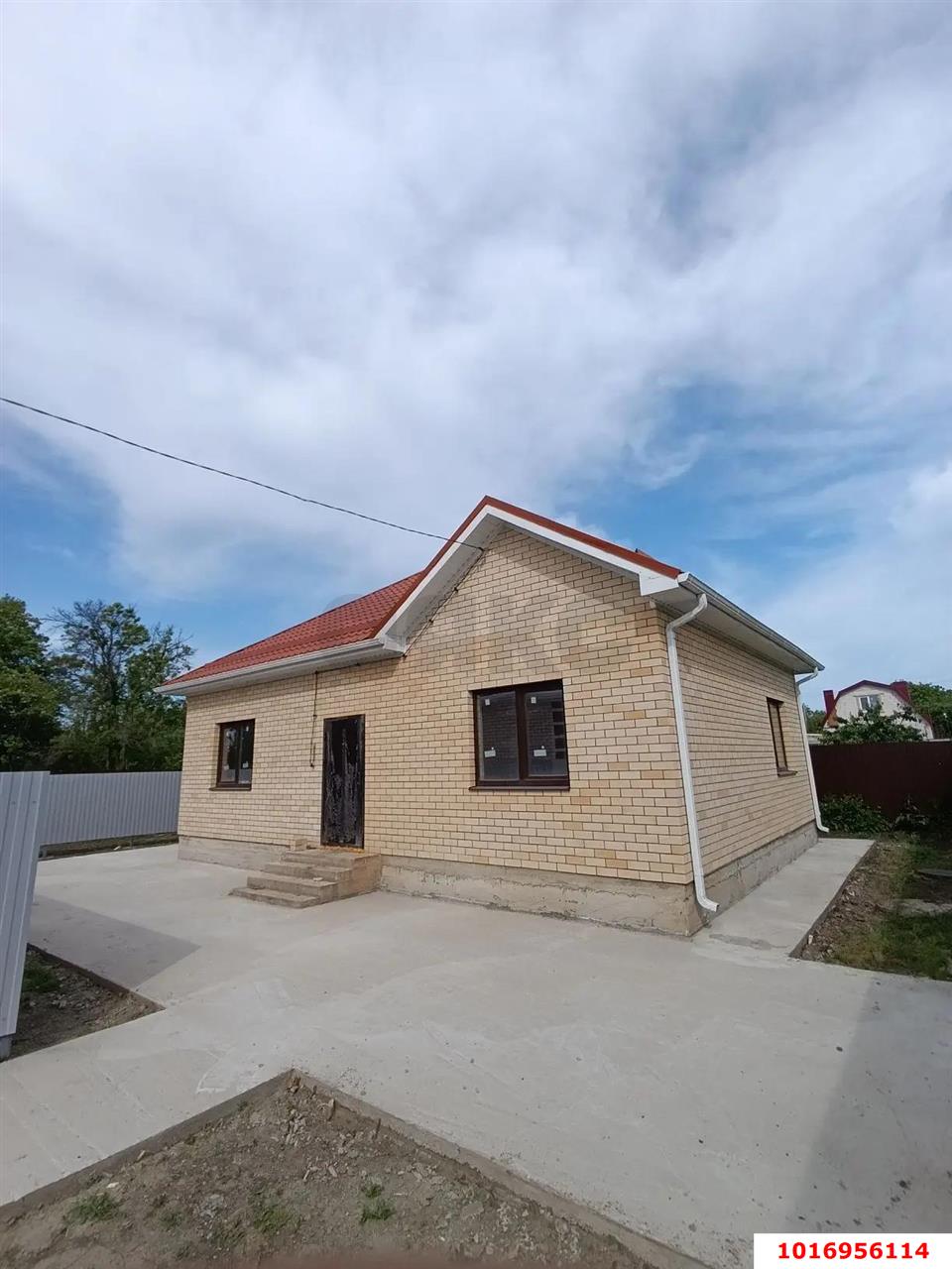 Фото №1: Дом 71 м² + 4 сот. - Октябрьский, Прикубанский внутригородской округ, ст Луч, ул. Вишнёвая, 125