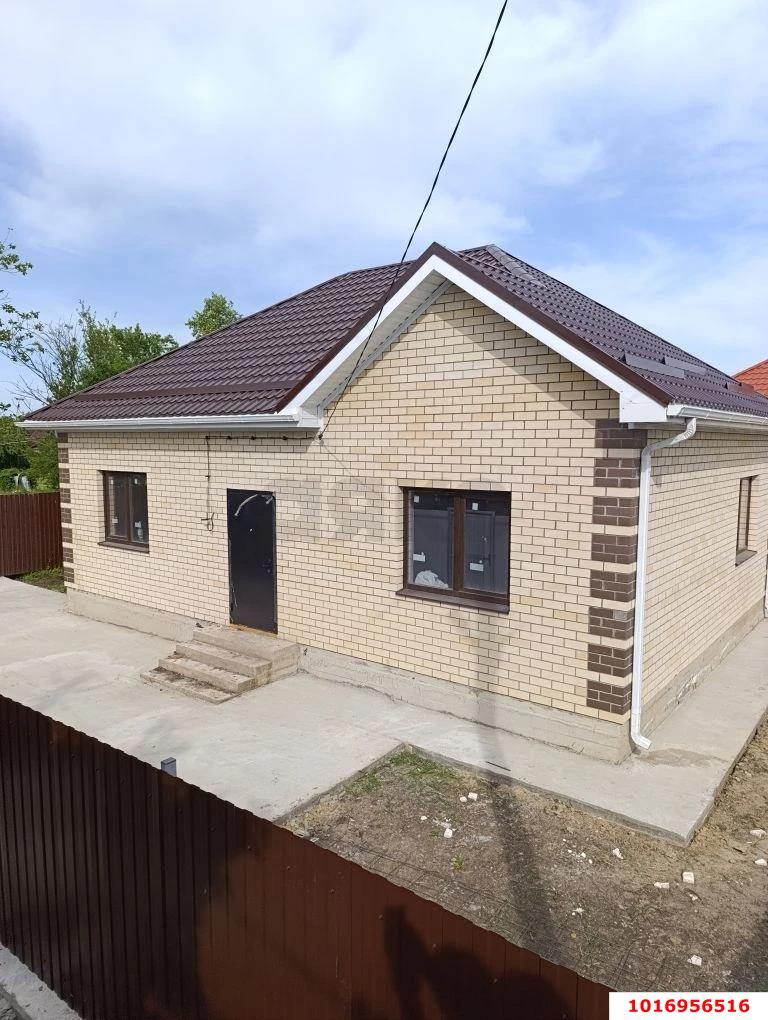 Фото №1: Дом 71 м² + 4 сот. - Октябрьский, Прикубанский внутригородской округ, ст Радужное, ул. Тыльная, 331