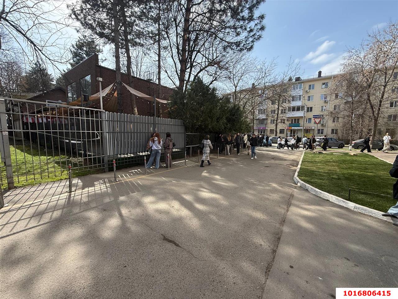 Фото №5: Отдельное здание 425 м² - Краснодар, Центральный внутригородской округ, мкр. Черёмушки, ул. Айвазовского, 104