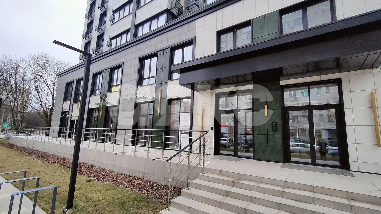 Фото №2: Коммерция 114 м² - Ростов-на-Дону, Советский, 3-й, жилой комплекс Вместе, мкр. Западный, ул. 339-й Стрелковой Дивизии, 10А/18