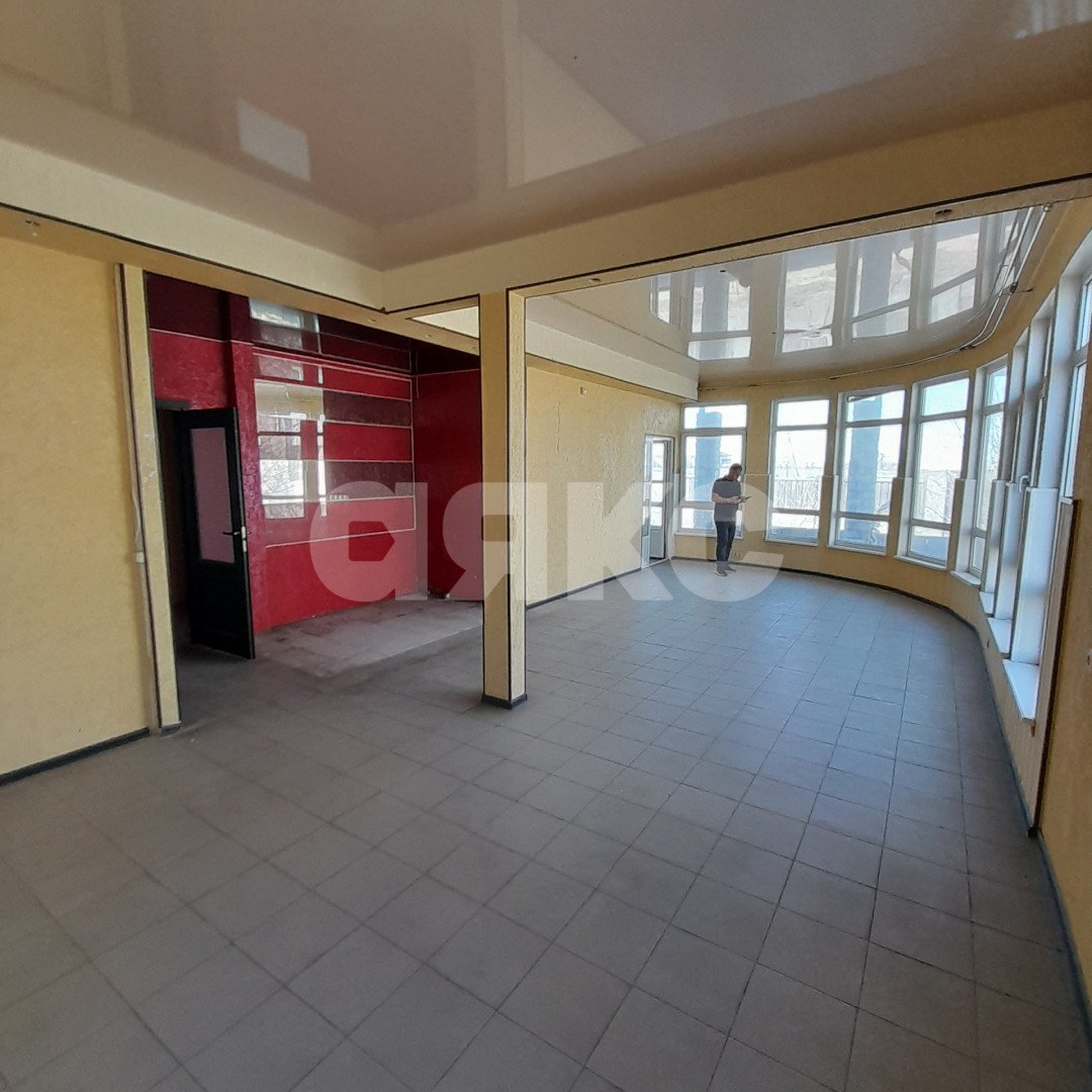 Фото №36: Коммерция 140 м² - Волжский, ул. имени Ф.Г. Логинова, 20А