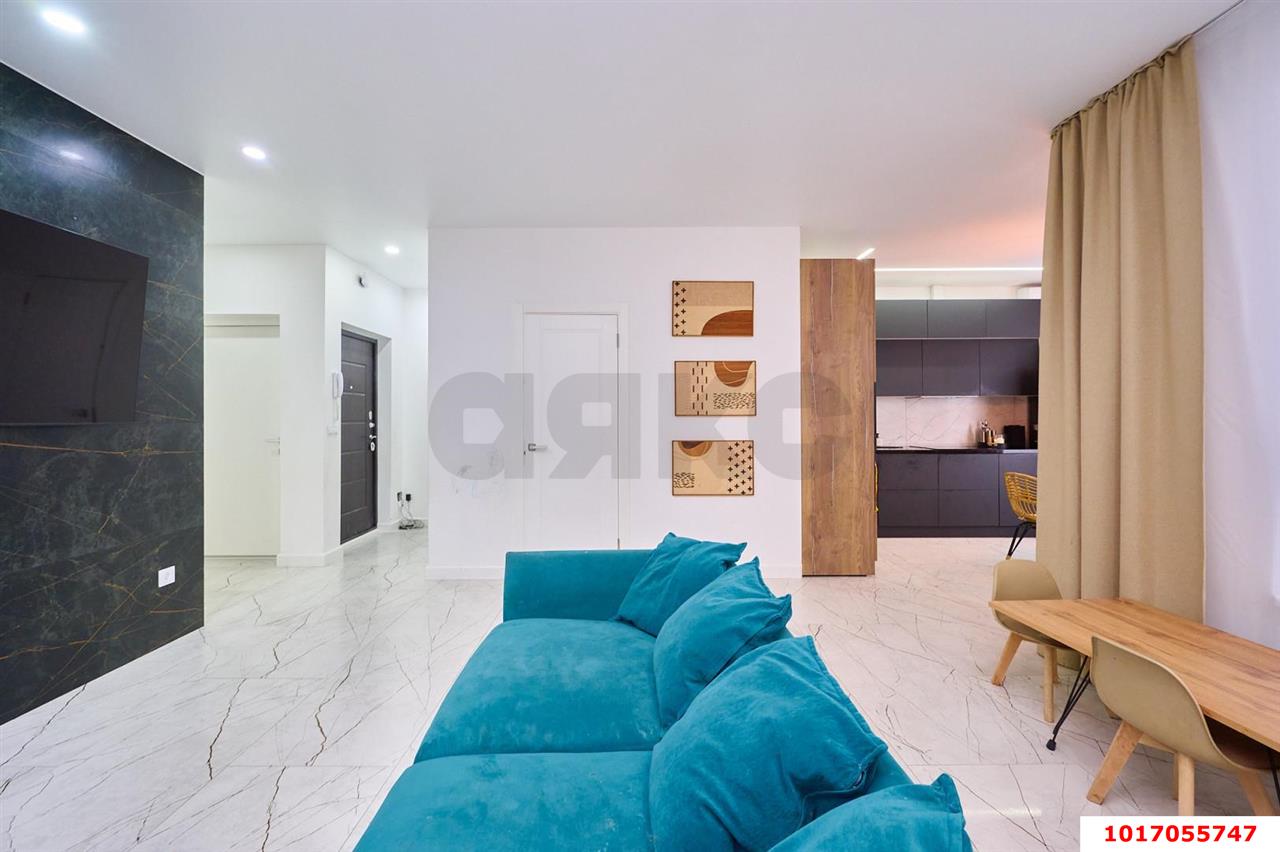 Фото №1: 5+-комнатная квартира 160 м² - Краснодар, Карасунский внутригородской округ, Хлопчато-бумажный Комбинат, мкр. жилой комплекс Фамилия, ул. Старокубанская, 124к1