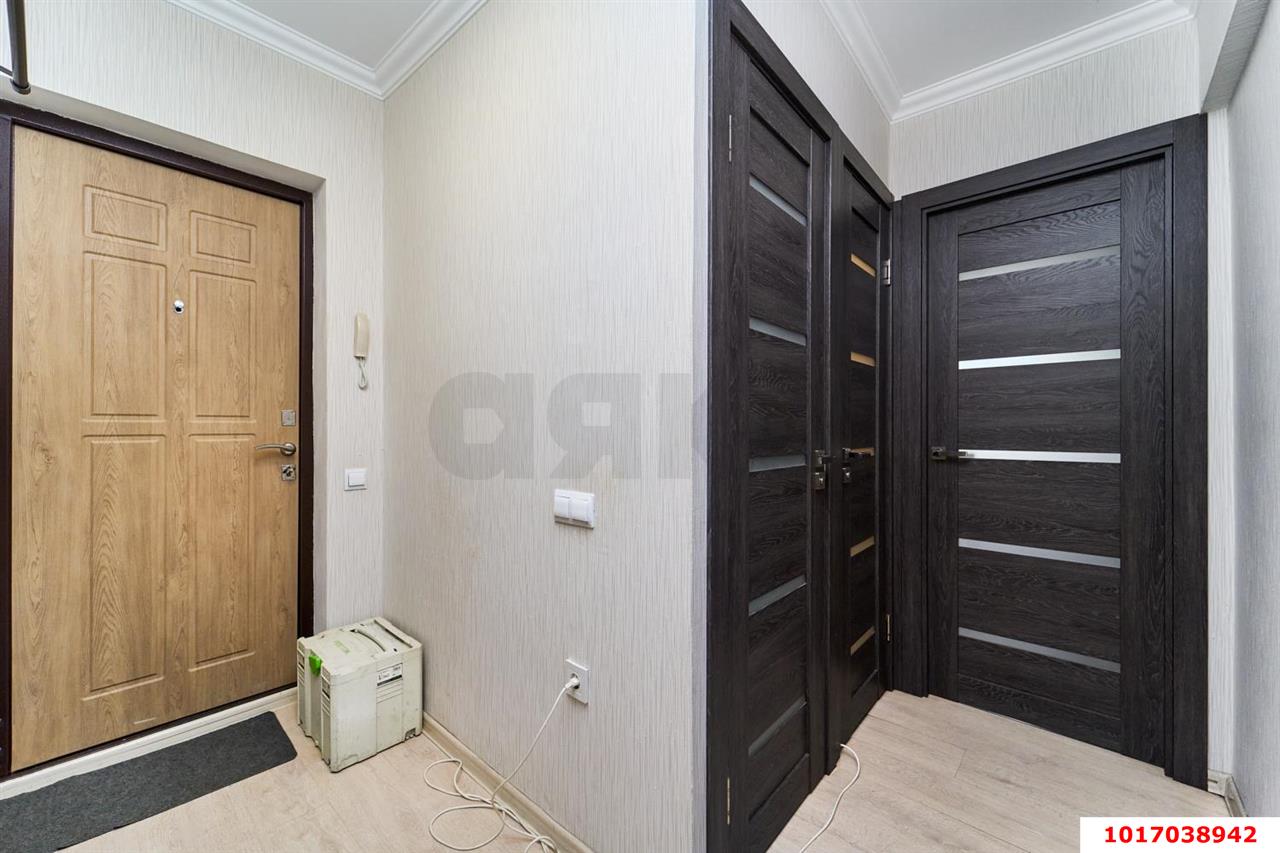 Фото №3: 2-комнатная квартира <span class="whitespace-nowrap">44 м²</span>, <span class="whitespace-nowrap">4/5 эт.</span> - Краснодар, Прикубанский внутригородской округ, мкр. Завод Измерительных Приборов, ул. Московская, 58