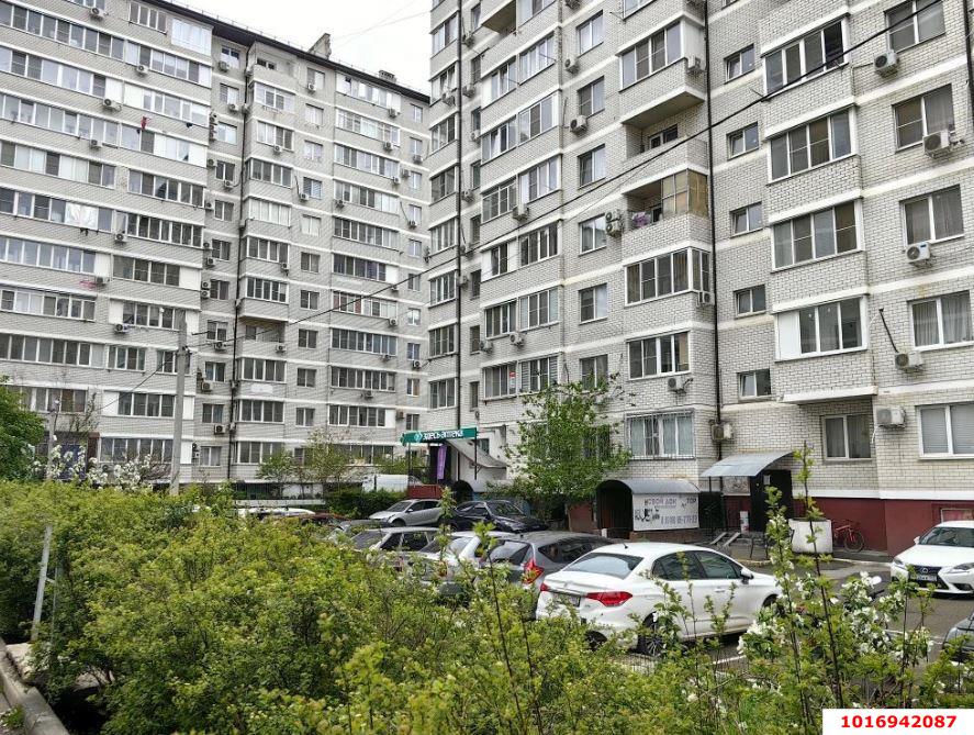 Фото №2: 1-комнатная квартира 38 м² - Краснодар, Карасунский внутригородской округ, Центральный внутригородской округ, мкр. Черёмушки, ул. Селезнёва, 4А