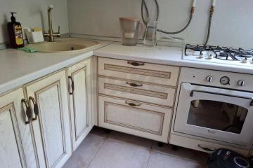 Фото №1: 4-комнатная квартира 59 м² - Краснодар, мкр. Центральный, ул. Хакурате, 7