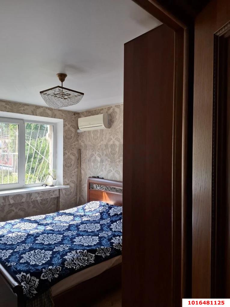 Фото №7: 4-комнатная квартира 59 м² - Краснодар, Центральный внутригородской округ, мкр. Центральный, ул. Хакурате, 7