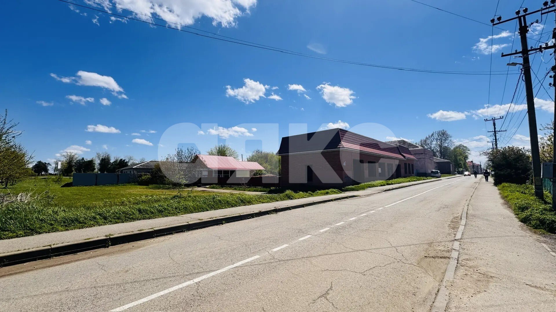 Фото №3: Коммерция 474 м² - Кореновск, мкр. 1-й квартал, ул. Мира, 113Д