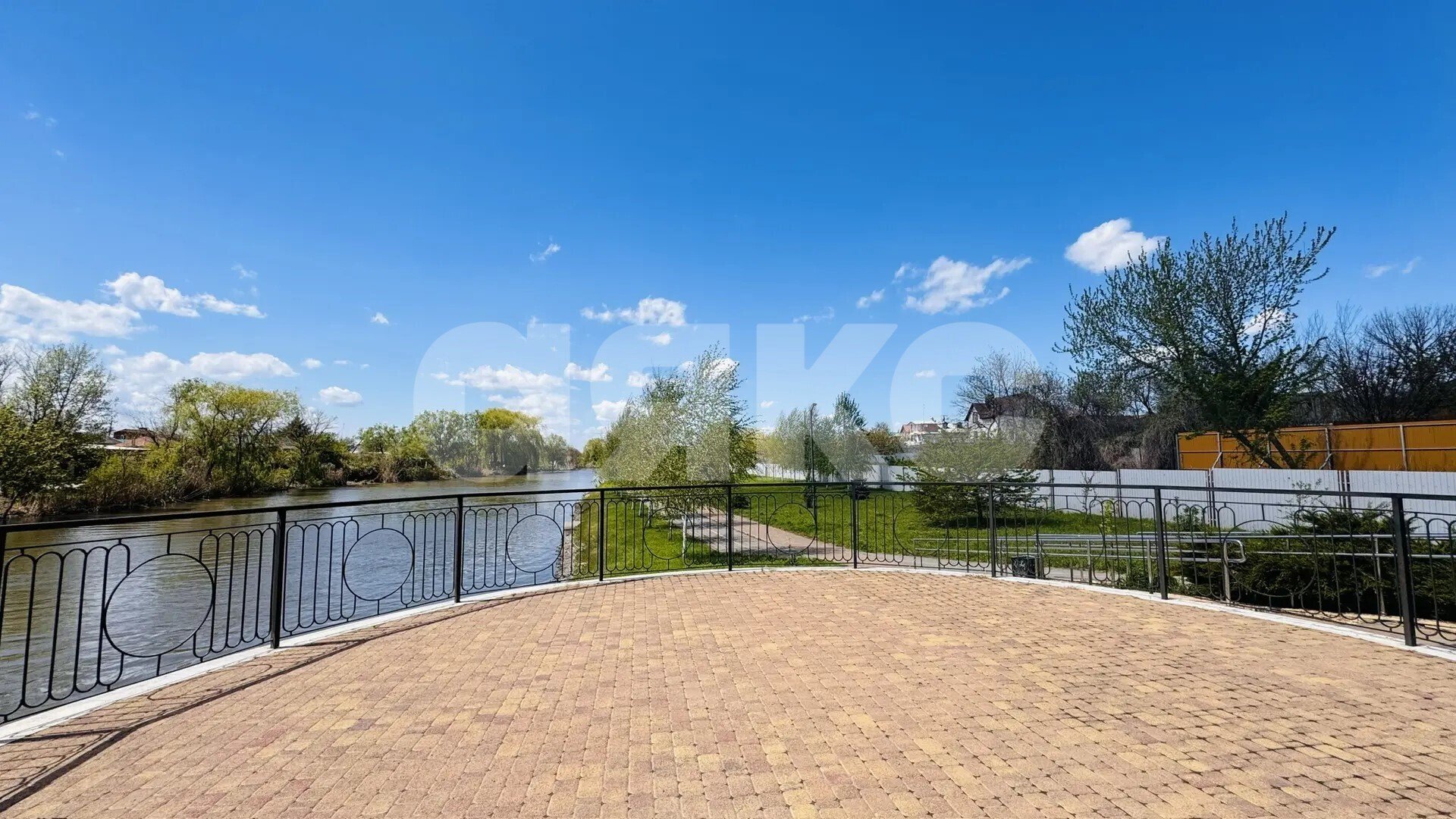 Фото №13: Коммерция 474 м² - Кореновск, мкр. 1-й квартал, ул. Мира, 113Д