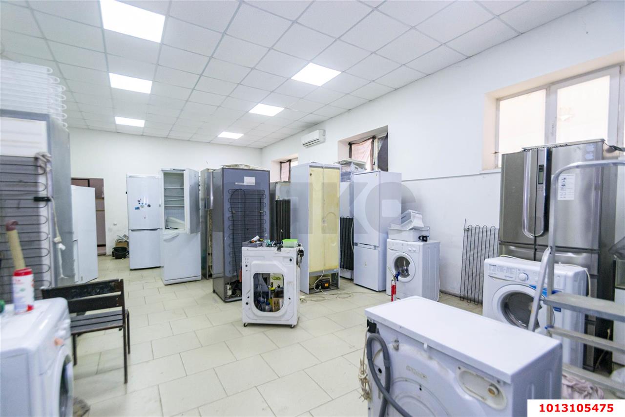 Фото №3: Торговое помещение 77 м² - Российский, мкр. Прикубанский внутригородской округ, ул. Куликова Поля, 23