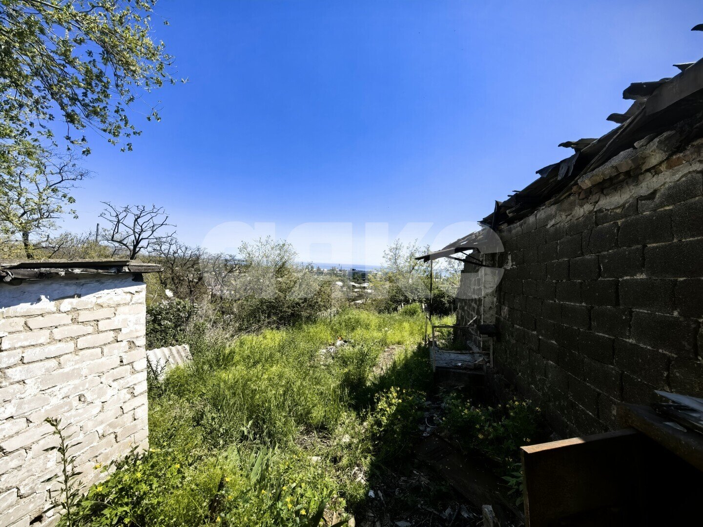 Фото №5: Дом <span class="whitespace-nowrap">39 м²</span> <span class="whitespace-nowrap">+ 2.5 сот.</span>, <span class="whitespace-nowrap">1 эт.</span> - Мариуполь, р. Жовтневый, пер. Поворотный