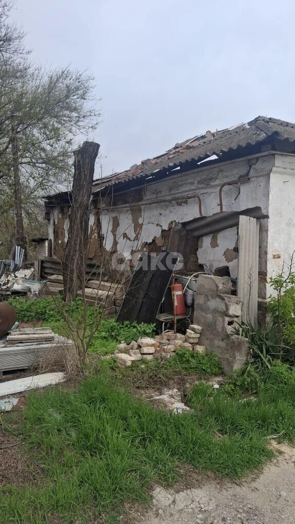 Фото №3: Дом 39 м² + 2.5 сот. - Мариуполь, р. Жовтневый, ул. Административная площадь