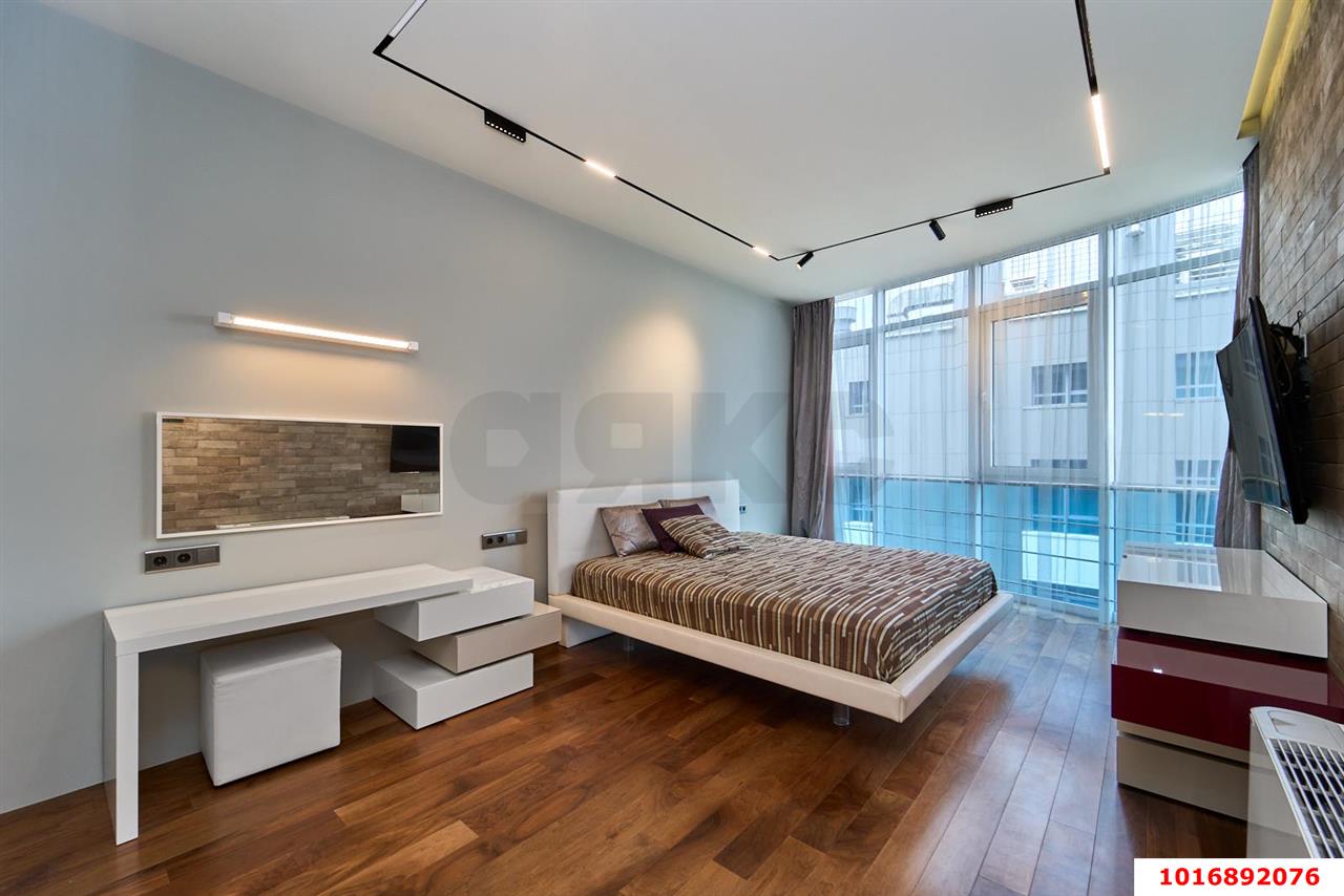 Фото №9: 4-комнатная квартира 145 м² - Краснодар, Центральный внутригородской округ, Завод Измерительных Приборов, мкр. ЖК Ривьера, ул. Московская, 57/1