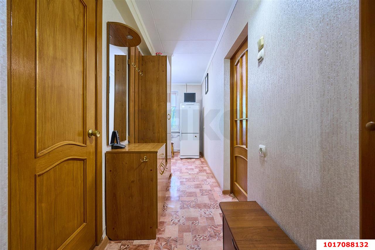 Фото №11: 1-комнатная квартира <span class="whitespace-nowrap">34 м²</span>, <span class="whitespace-nowrap">3/9 эт.</span> - Краснодар, Карасунский внутригородской округ, мкр. Комсомольский, ул. Уральская, 180