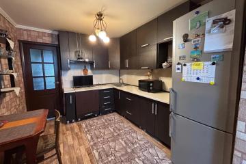 Фото №1: 2-комнатная квартира 45 м² - Берёзовый, мкр. Витаминкомбинат, ул. Новосельская, 11