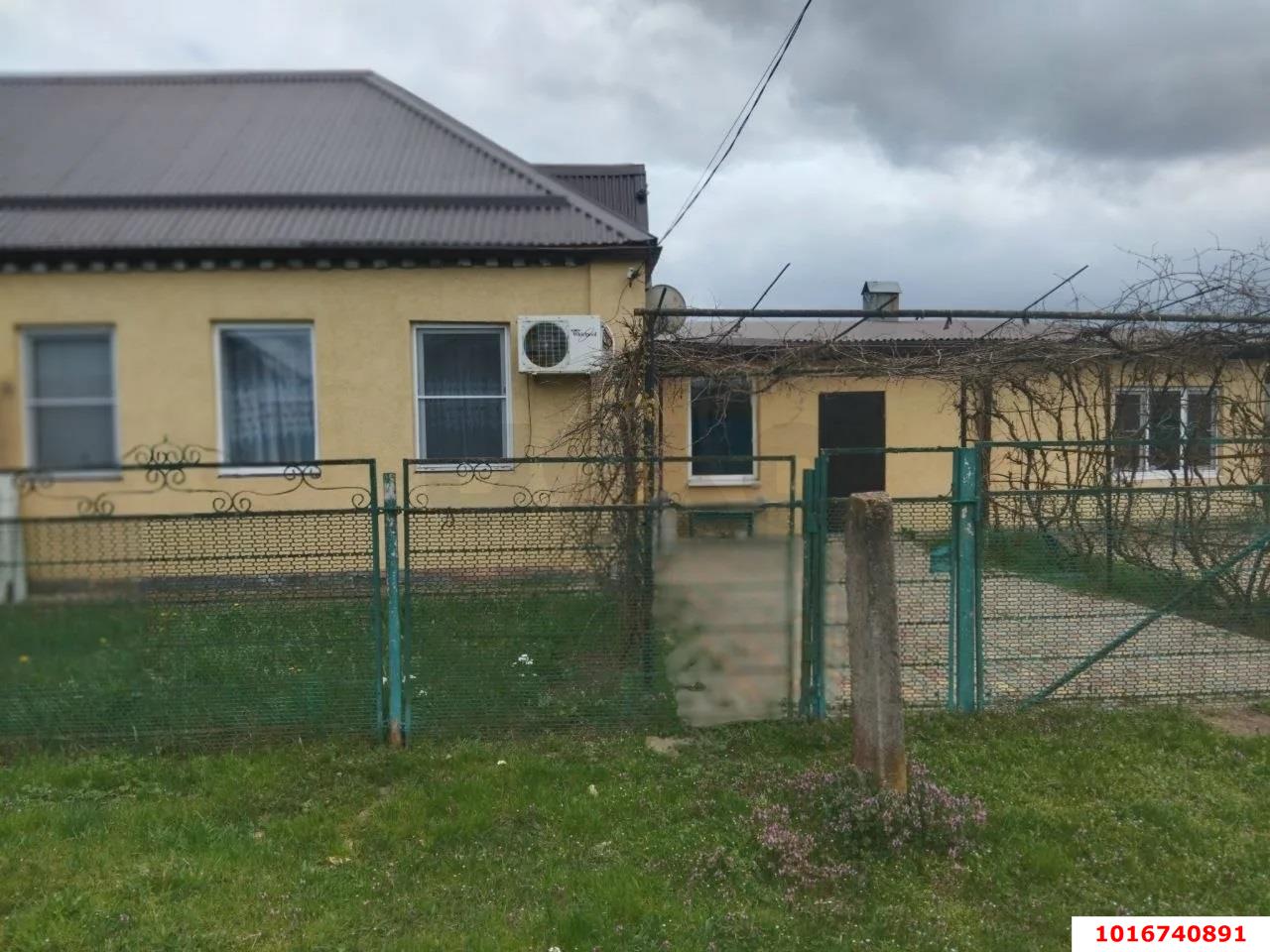 Фото №1: Дом 332 м² + 13 сот. - Приреченский, ул. Шоссейная, 20