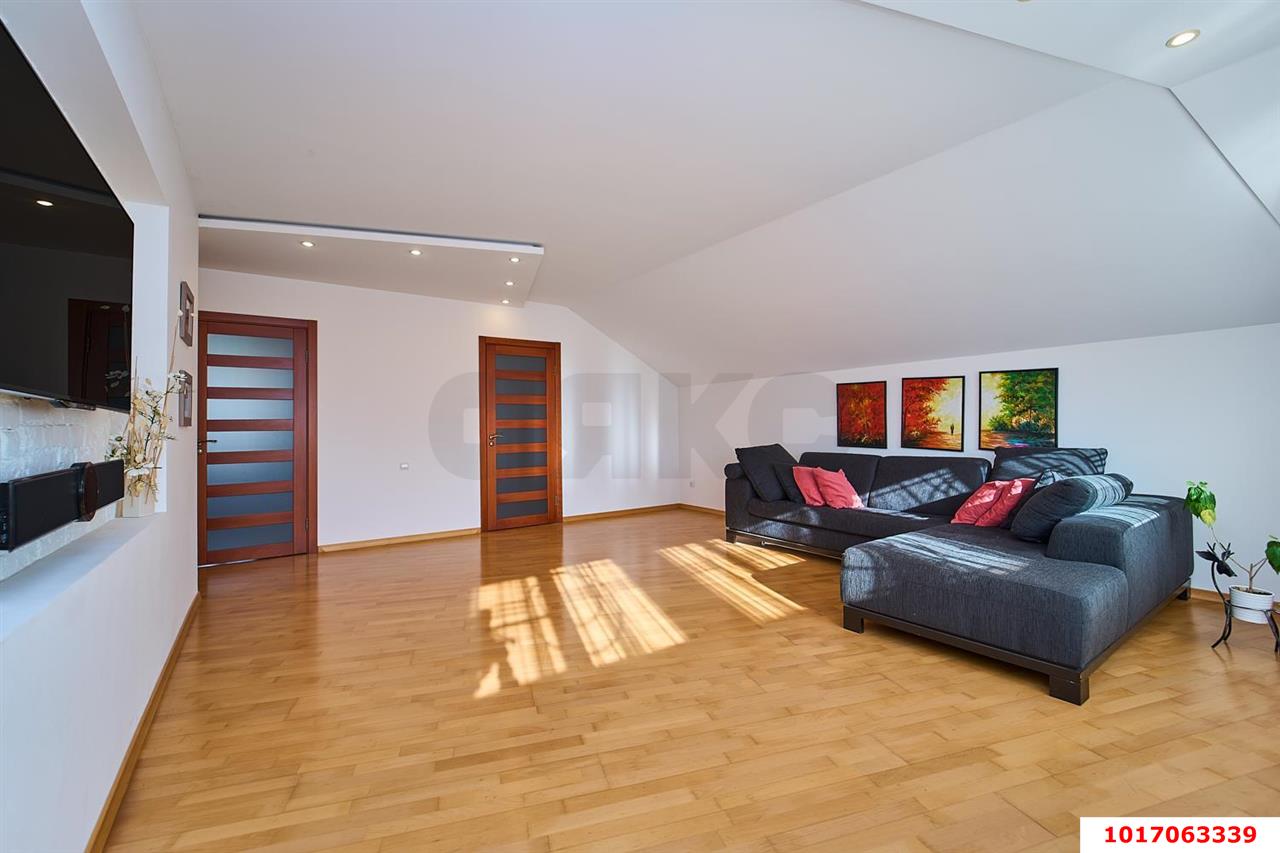 Фото №17: Дом 233 м² + 6.73 сот. - Краснодар, Прикубанский внутригородской округ, мкр. 2-я Площадка, ул. им. Лазарева