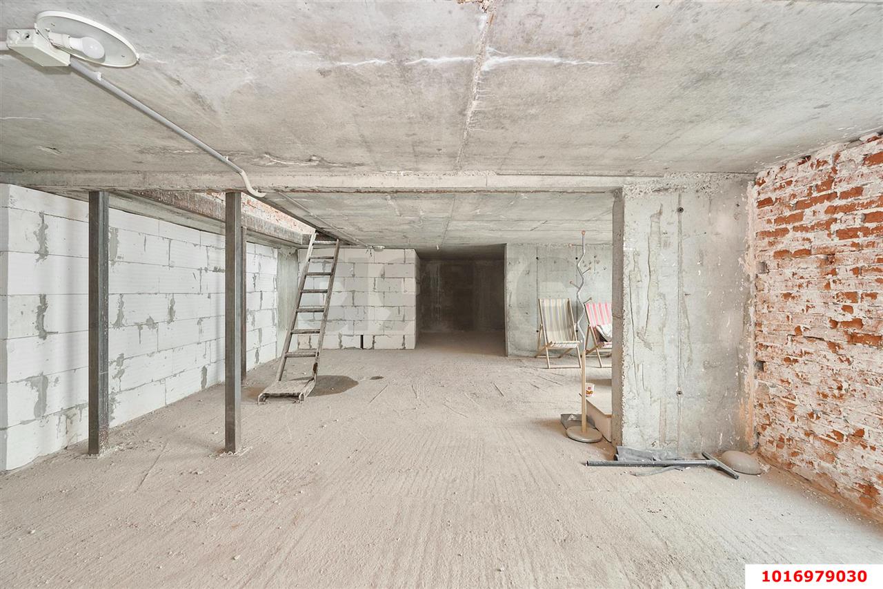 Фото №14: Пентхаус 417 м² - Краснодар, Прикубанский внутригородской округ, Солнечный, мкр. Фестивальный, ул. Яна Полуяна, 51/1