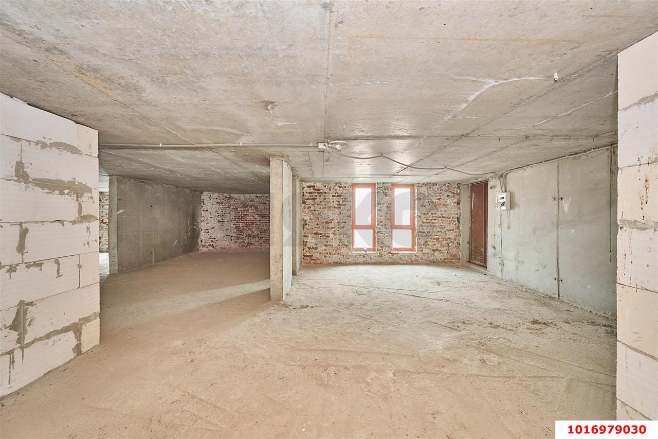 Фото №12: Пентхаус 417 м² - Краснодар, Прикубанский внутригородской округ, Солнечный, мкр. Фестивальный, ул. Яна Полуяна, 51/1